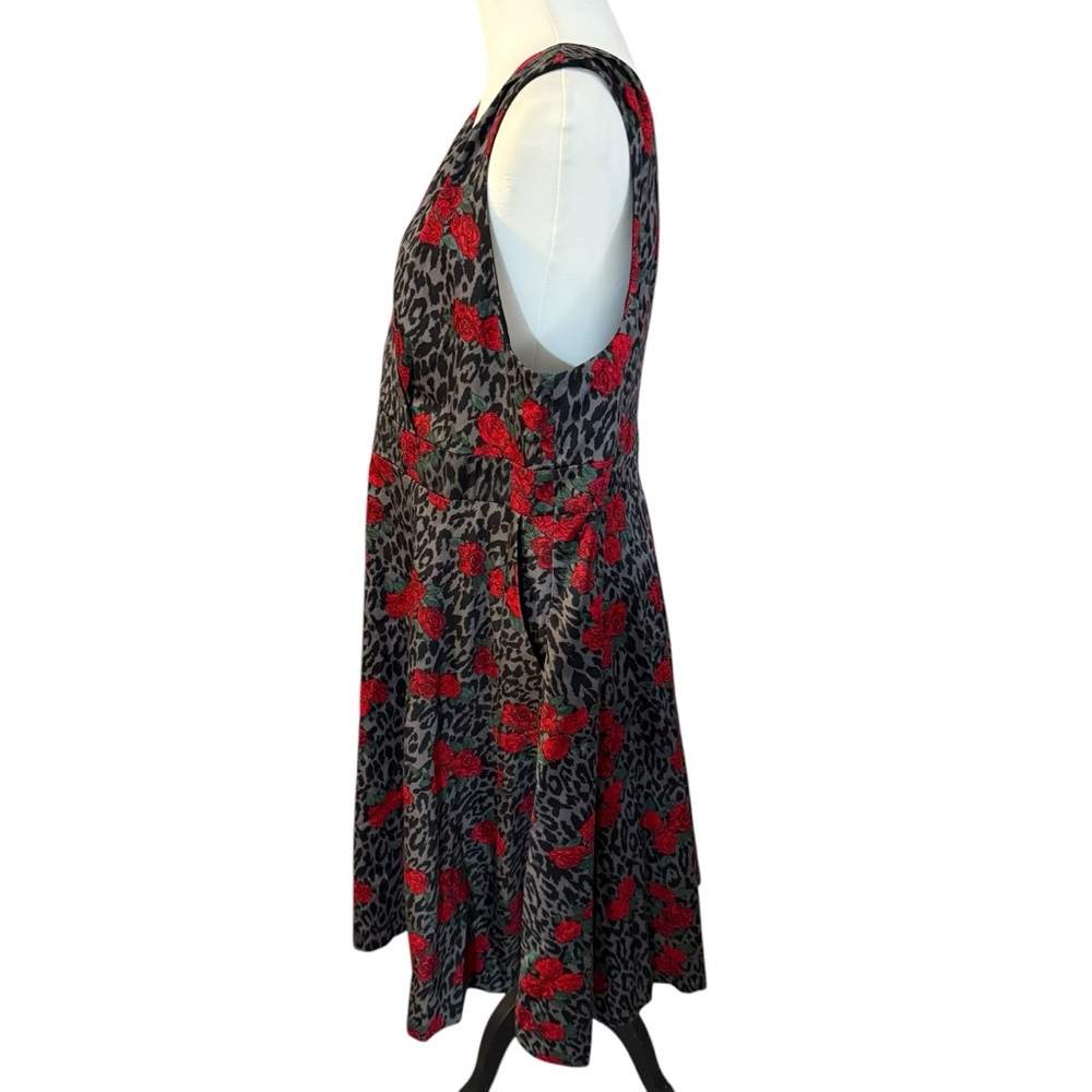 Torrid Gray Animal Leopard Print Rose Fit & Flare Skater Dress sz 18 pockets nwt - Picture 6 of 11